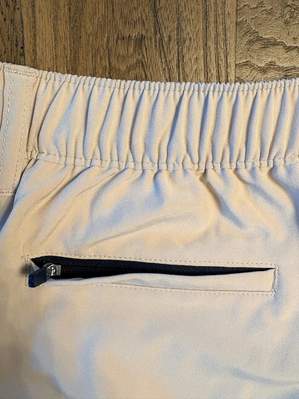 Chubbies Men’s Beige Hybrid Drawstring Shorts Size XLarge